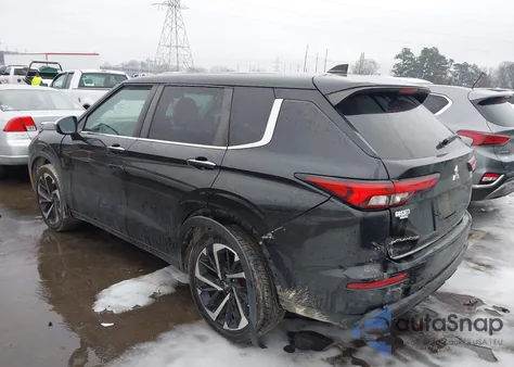 2022 Mitsubishi Outlander Es 2.5 S-Awc z USA, uszkodzony, nr VIN JA4J4TA83NZ082642